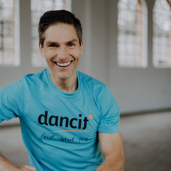 Christian Polanc dancit